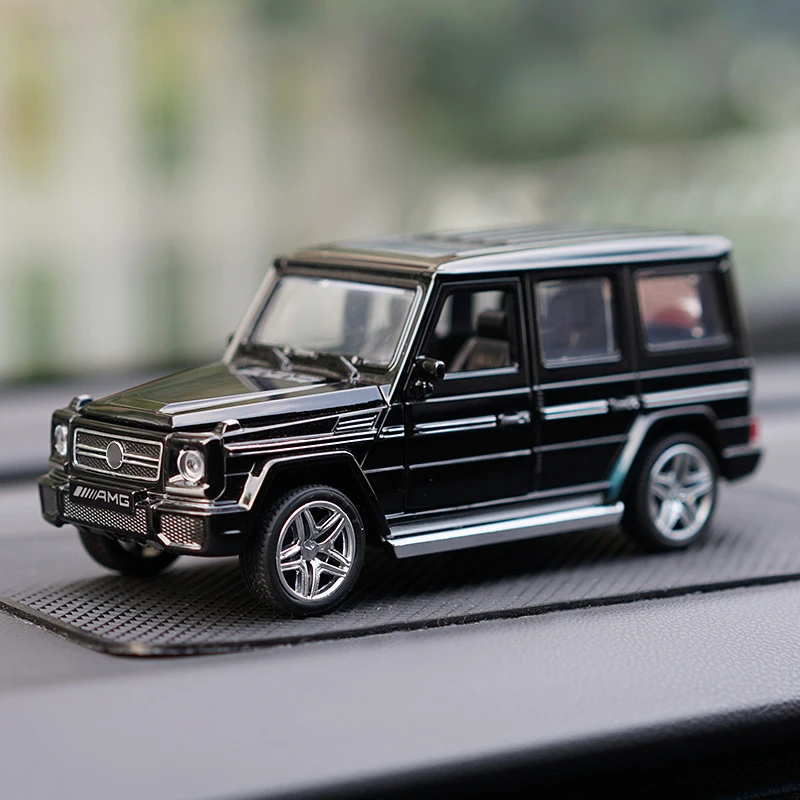 Модель автомобиля G65 SUV AMG из сплава в масштабе 1:32 Игрушечная модель со светильник
