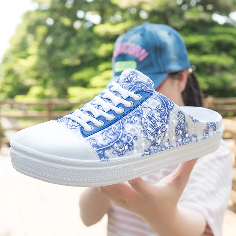 

Fashion Women's Sandals Summer Clogs Beach Shoes Light Breathable Flats Home Slippers Anti-Slip Casual Zuecos Mujer