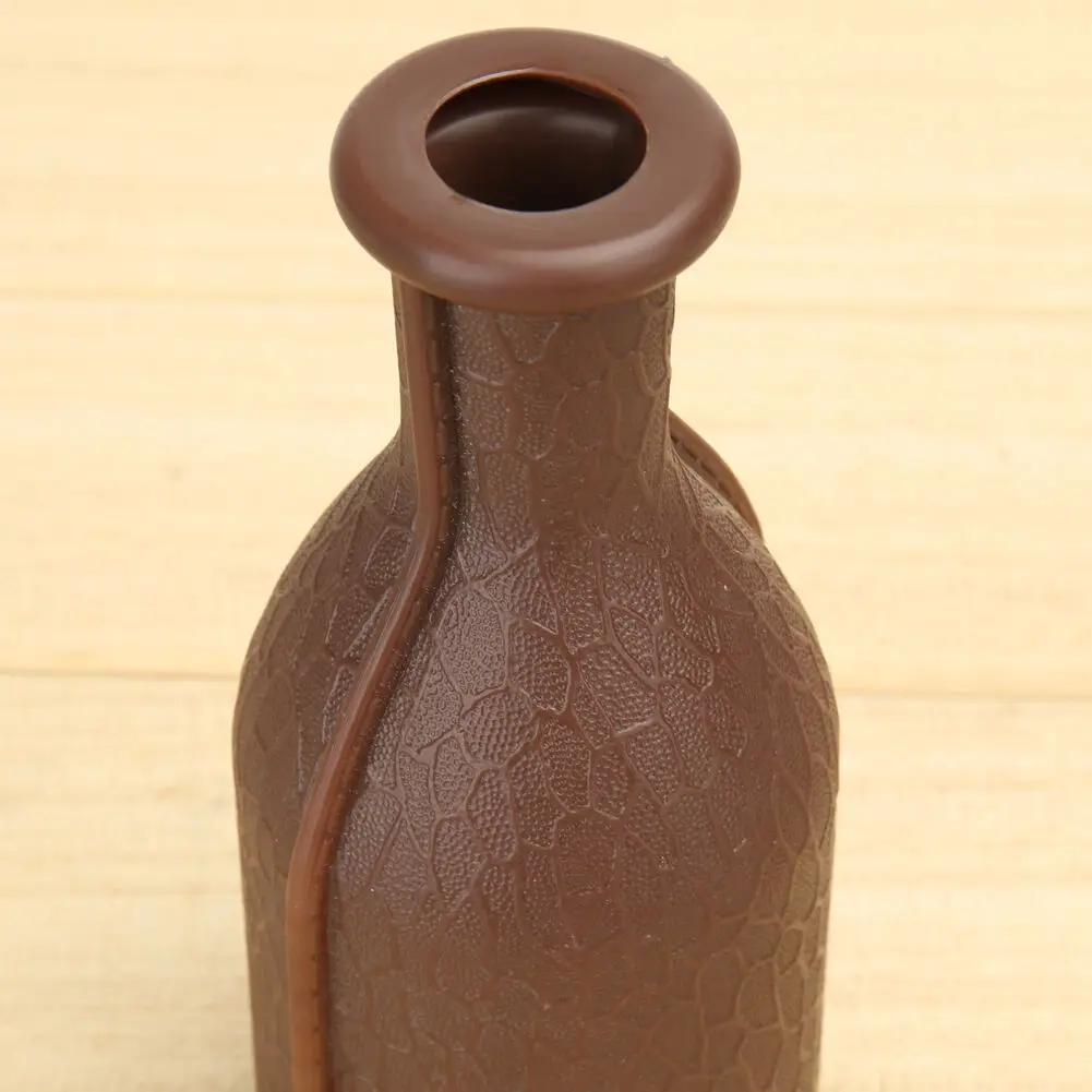 

NEW Billiard Pool Shaker Bottle with 8 Numbered Tally Balls Pea Accessory Billiard