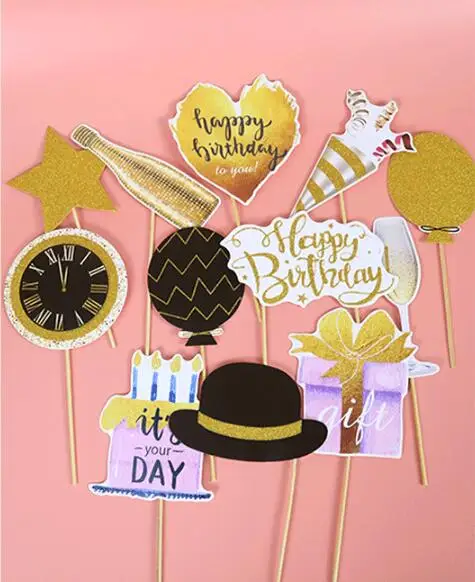 Креативная маска для фотосъемвечерние на день рождения с изображением героев