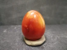 91.1gNatural color red agate egg polishing quartz crystal healing stone, furniture accessories