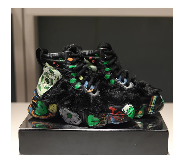 Женские кожаные ботинки maomao черные короткие с толстой подошвой граффити в