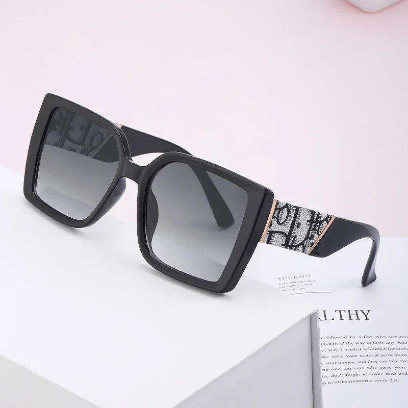 

2021 New Designer Sunglasses Women Men Square Luxury Shades Anti-UV Sun Glasses Trendy Small Rectangle Eyeglasses Gafas De Sol