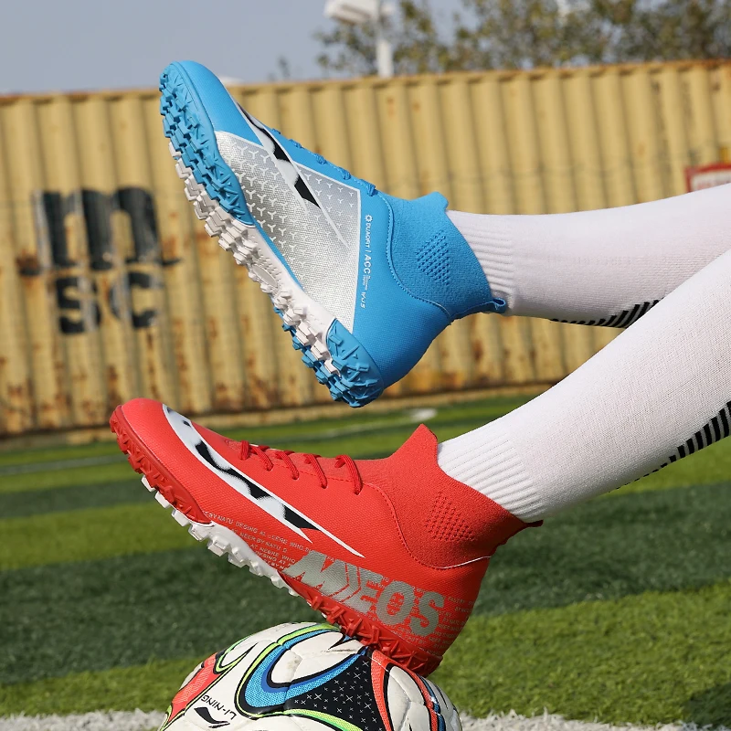 Кроссовки футбольные унисекс тренировочные Нескользящие большие размеры | Спорт