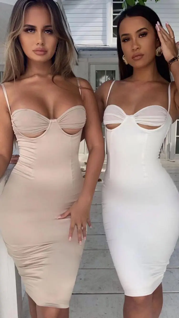 Женское вечернее платье из вискозы облегающее телесного цвета с вырезом