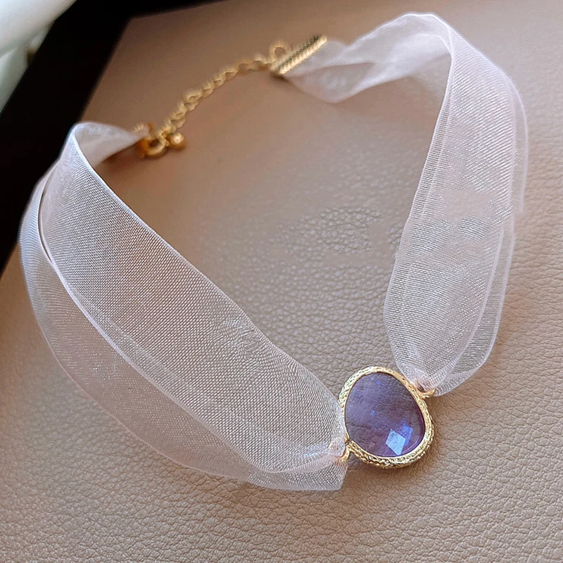 

New Elegant Baroque Style Lace Short Choker Necklace For Women Students Fashion Crystal Voile Pendants Party Jewelry