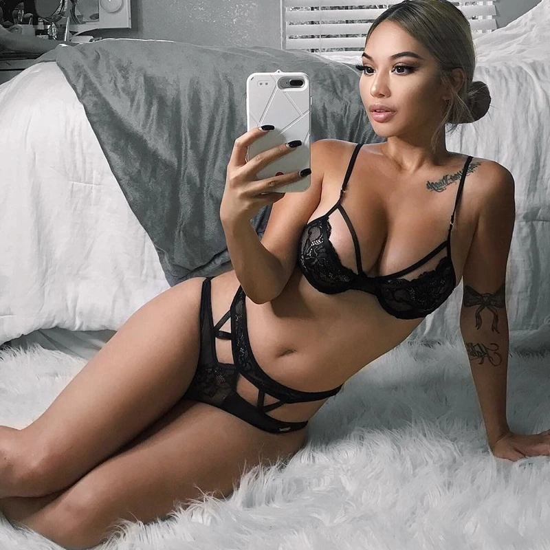 

Women Sissy Sexy Lingerie Lace Babydoll Thong Underwear Nightwear Hot Sexy Women Clothing 2PCS/Set Charm Exotic Sets