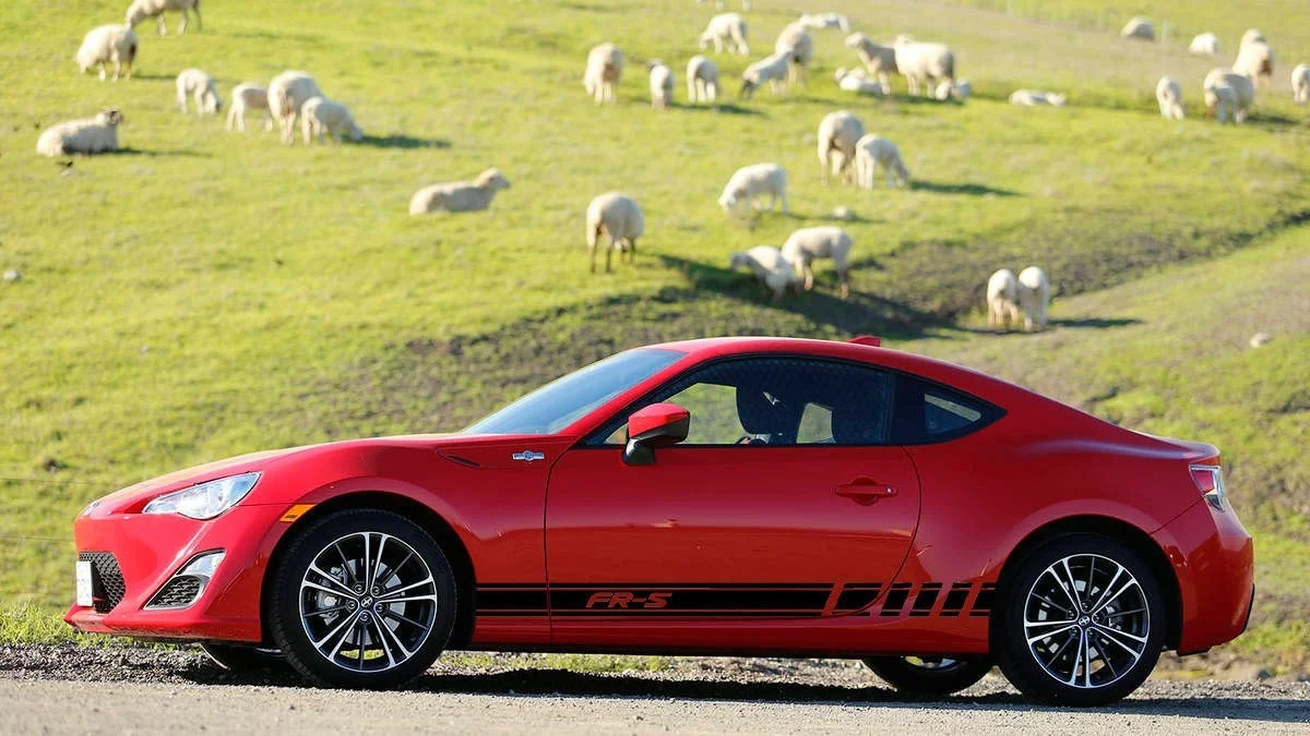 

Виниловая наклейка для 2 шт. разных цветов