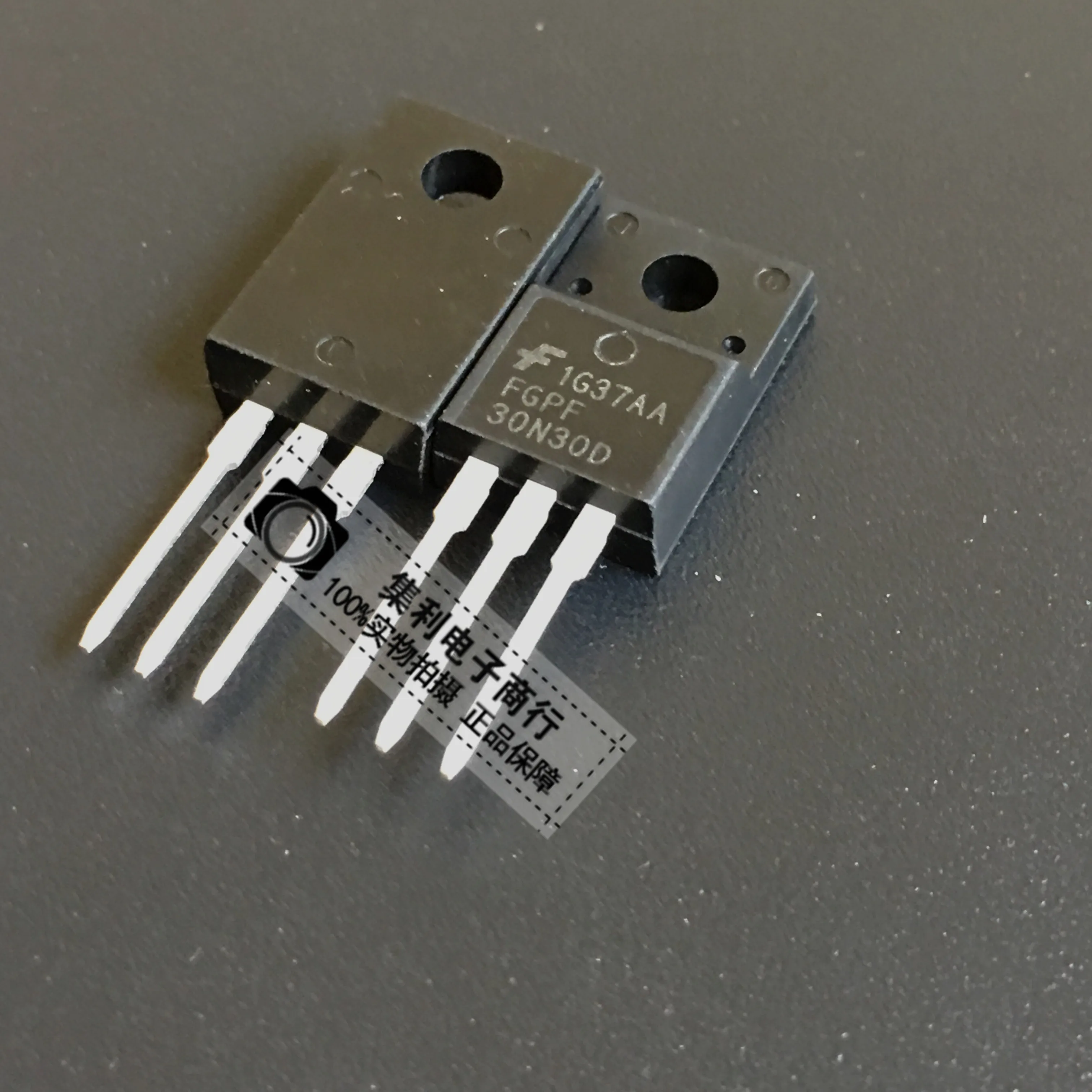 

10 шт./лот FGPF30N30D