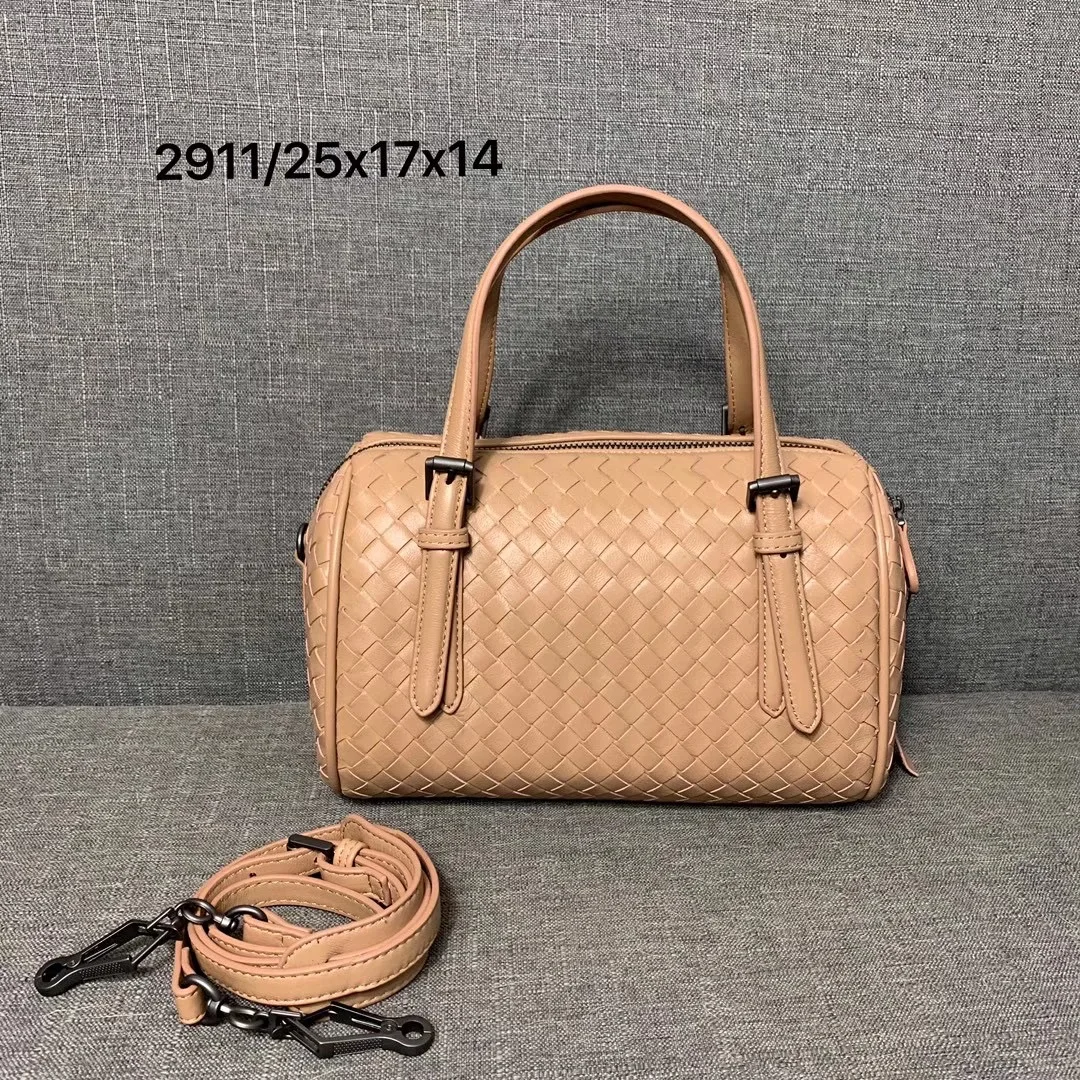 

free shipping cute and vingate hand-made genuine leather sheepskin women handbag one shoulder bag crossbody bag 4 color 25cm
