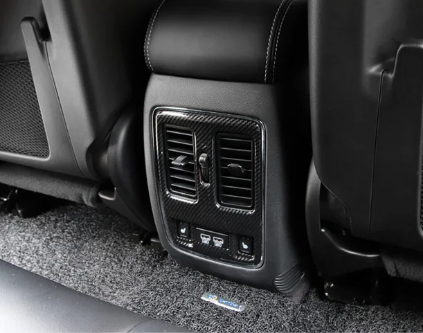 Отделка для автомобильного заднего вентиляционного отверстия из углеродного