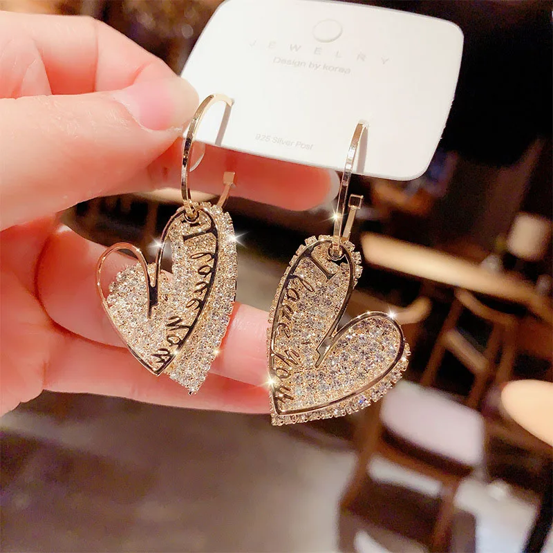 

Fashion Big Heart Crystal Rhinestone Drop Earrings for Women Shiny Gold Geometric Dangle Earrings Jewelry Gifts