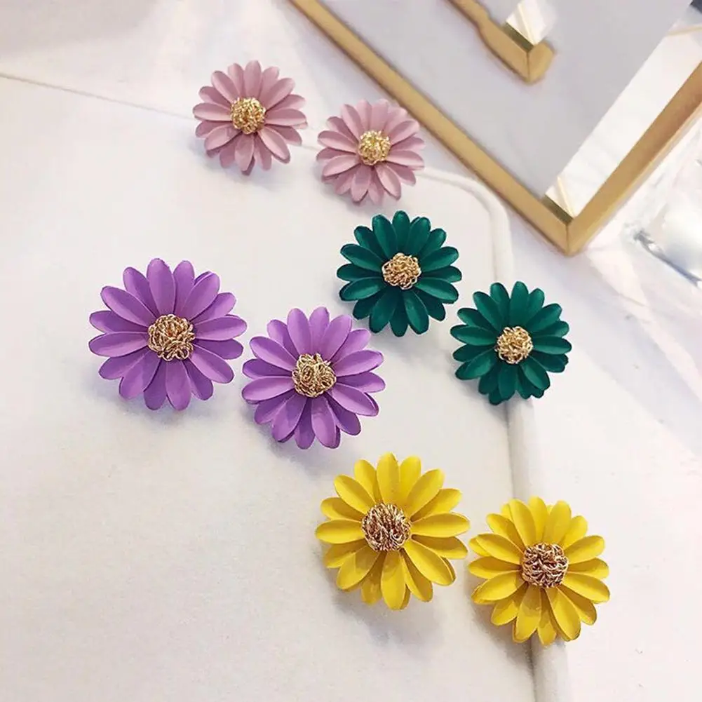 Новые поступления женские классические серьги гвоздики с цветами простые милые