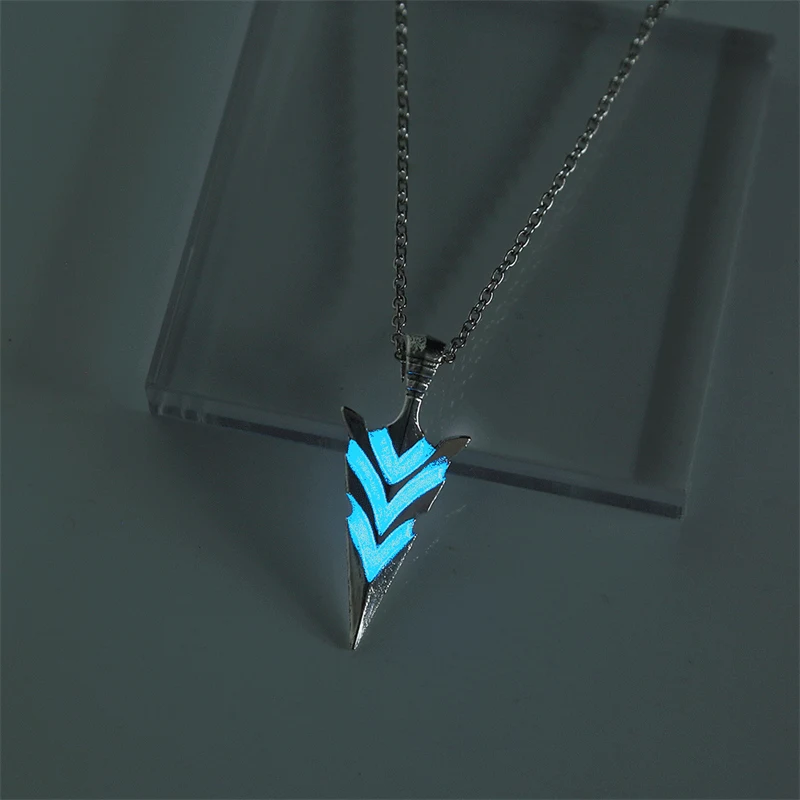 

New creative retro sword luminous rock and roll pendant necklace Fashion personality punk men's necklace gifts Jewelry wholesale