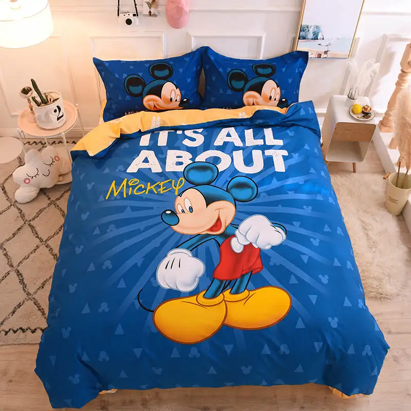 Комплект постельного белья с рисунком Микки Мауса 4 предмета детские покрывала