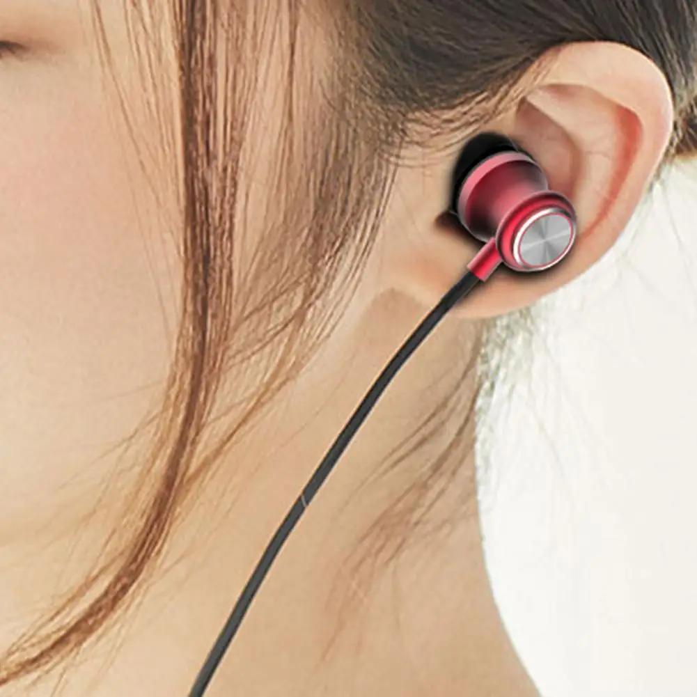 

Universal 3.5mm Metal Heavy Bass In-ear Earphone with Mic for Laptops/Phones