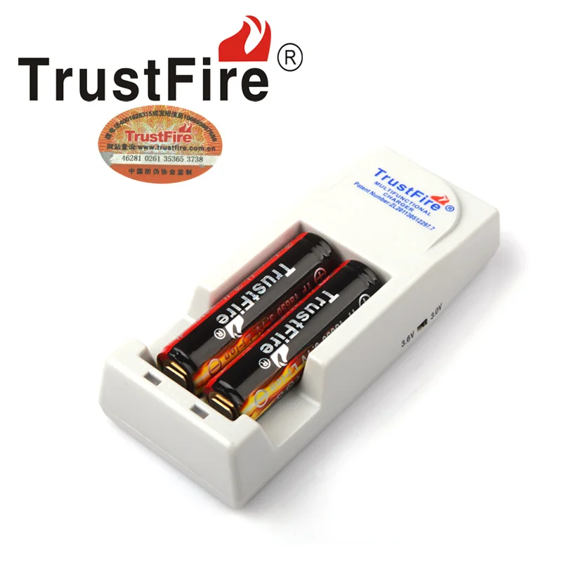 TrustFire TR-001 Li-Ion Батарея Зарядное устройство + 2 * 18650 2400 мАч 3 7 V Перезаряжаемые