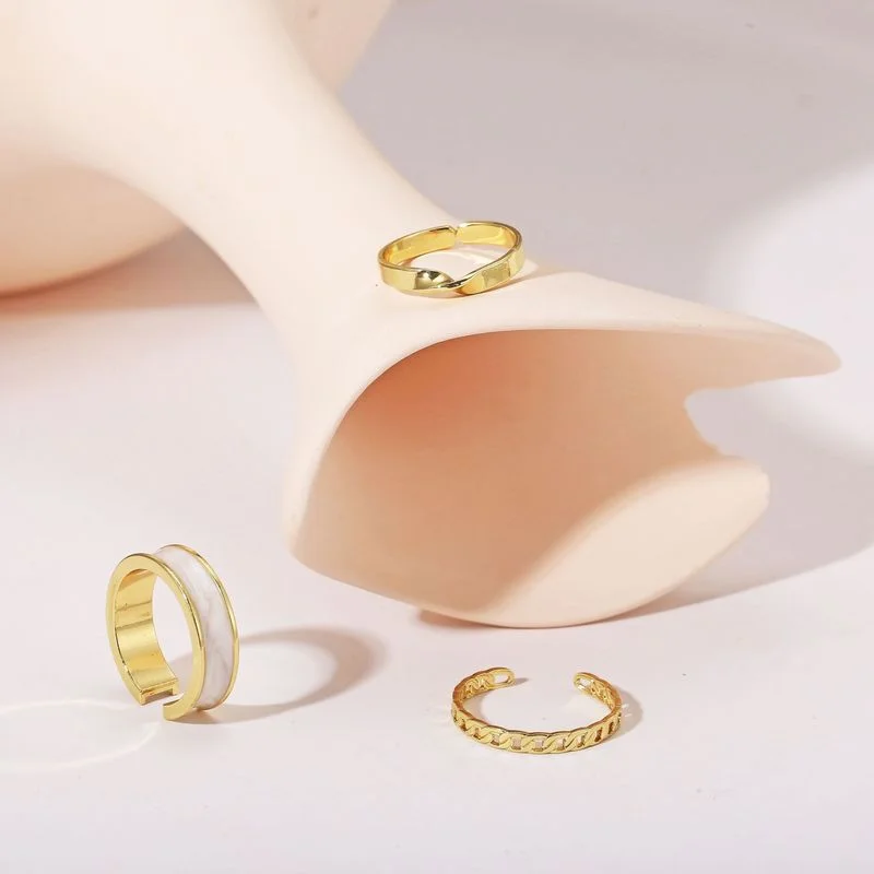 

Fashion European and American Metal Tide Simple Wide Face Oil and Gas Quality Three-piece Index Finger Ring glow in the dark
