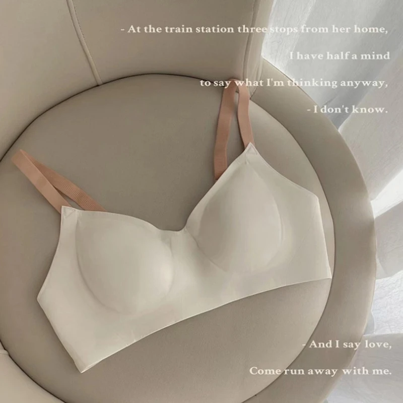 Женский бюстгальтер с чашками пуш-ап и без косточек | Бюстгальтеры