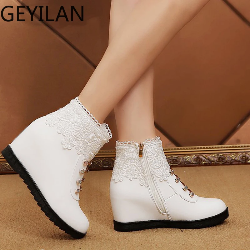 

lace crystal decorate height increasing ankle boots women sexy pearl chelsea botas ladies korean design plush short booties lady