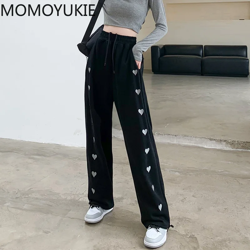 Белые спортивные штаны для женщин 2021 Новинка осени мешковатые модные ботфорты