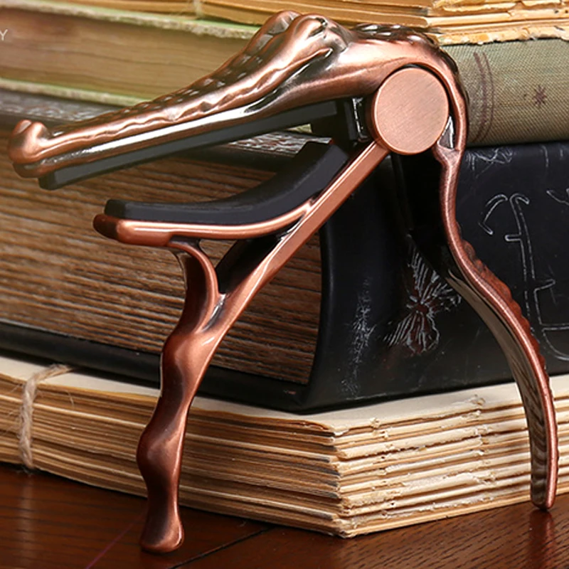 Алиса: безумие возвращается A007G Профессиональные Металлические крокодил гитары