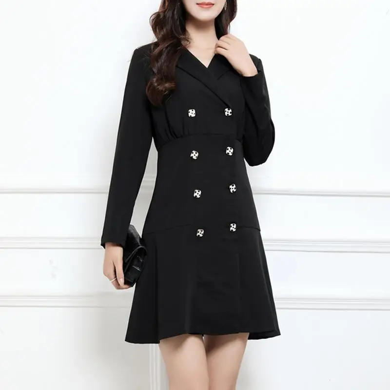 Осеннее платье-блейзер с V-образным вырезом черное повседневное двубортное