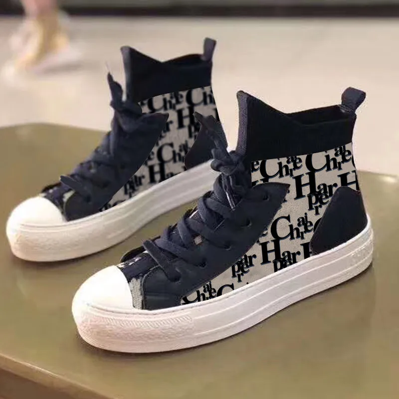 

2021 New Female Martin boots British style thick sole high top versatile lifting work wear leather shoes sponge cake thick heel