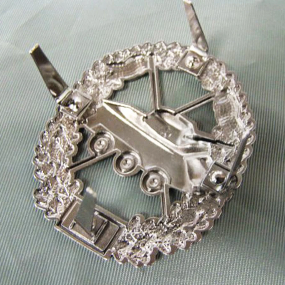 Немецкий танк берет кепка значок металлическая Кокарда |