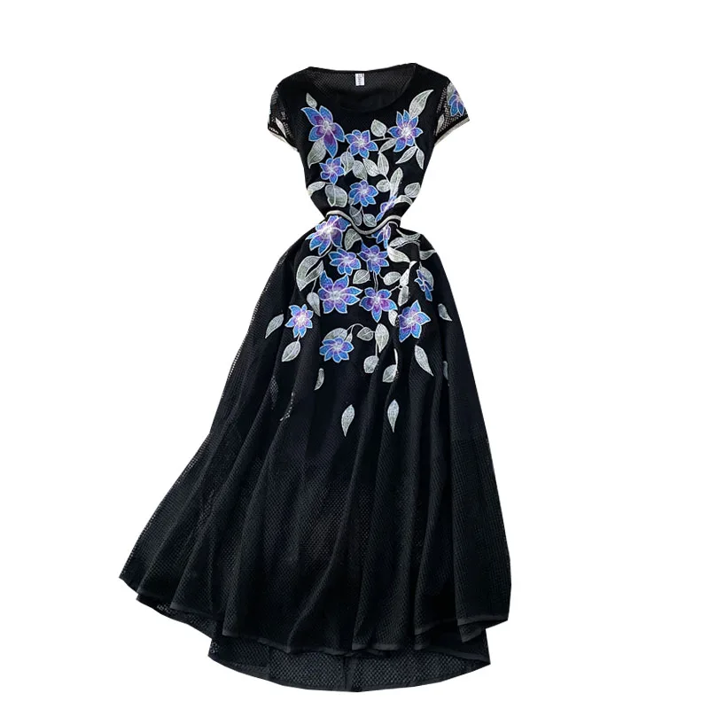 

banquet dress European and American high end long dress high waist slim embroidery round neck dress short sleeve