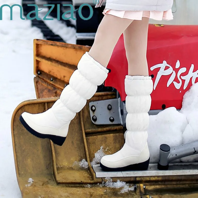 2019 модные теплые зимние сапоги женские до середины икры с круглым носком из