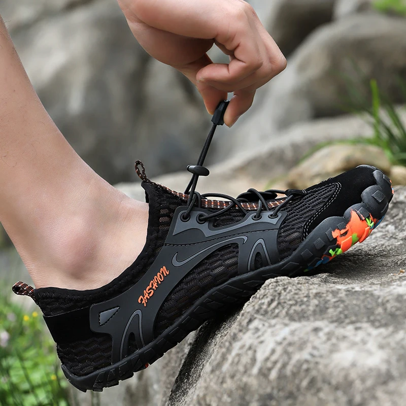 Hiking Shoes Men Elastic Outdoor Climbing Trekking Jogging Sneaker Waterproof Bending Resistance Upstream Women Water Shoe Soft