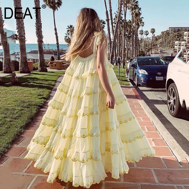 Женское платье в пляжном стиле DEAT однотонное бальное на бретельках с бантом