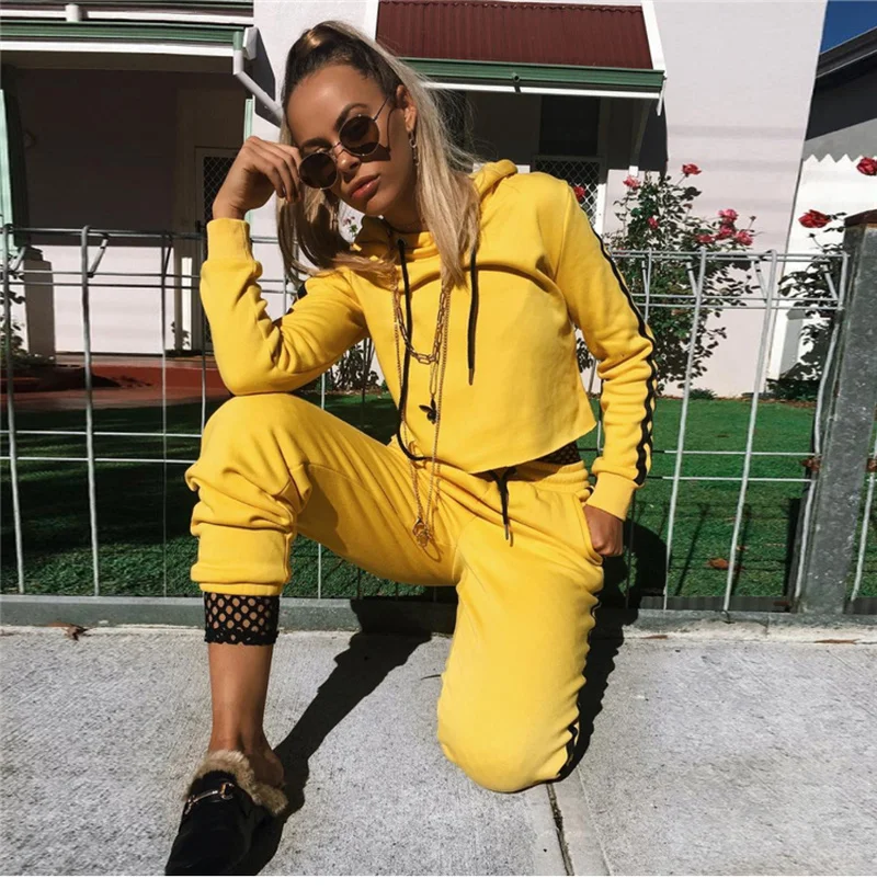 

ZOGAA Sweatsuit Two Piece Set for Women Track Suit Fashion Shorts Pullover Coat Pants Hooded Long-sleeved Sports Outfits