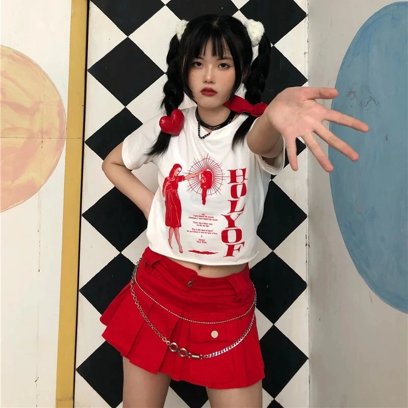 

Футболка женская летняя с мультяшным принтом букв, круглым вырезом и коротким рукавом