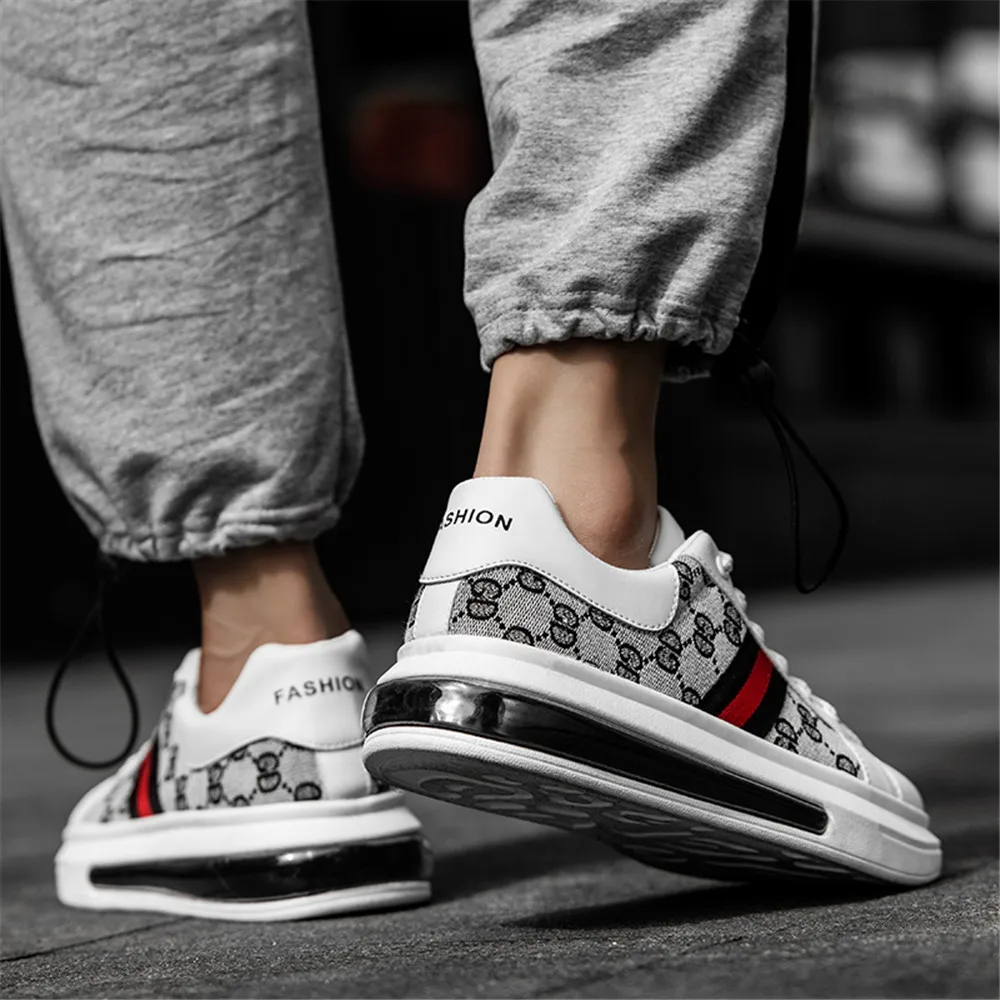 

2021 Spring New Men's White Shoes Striped Waterproof Platform Shoes Trend Decompression Insoles Non-slip Lace-up Men's Shoes