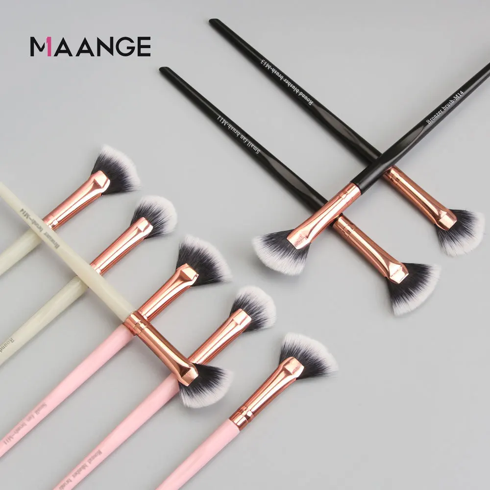 

3pcs/set Fan-shaped Cosmetic Brush Sets Remaining Painting Brush Soft and Easy Taking Brush Set Cosmetic Beauty Tools