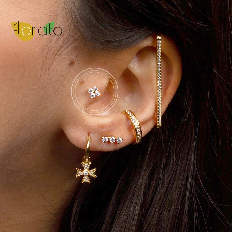 

Exquisite Diamond Earrings 925 Sterling Silver Simple Flower CZ Stud Earrings For Women Elegant Wedding Jewelry Accessories