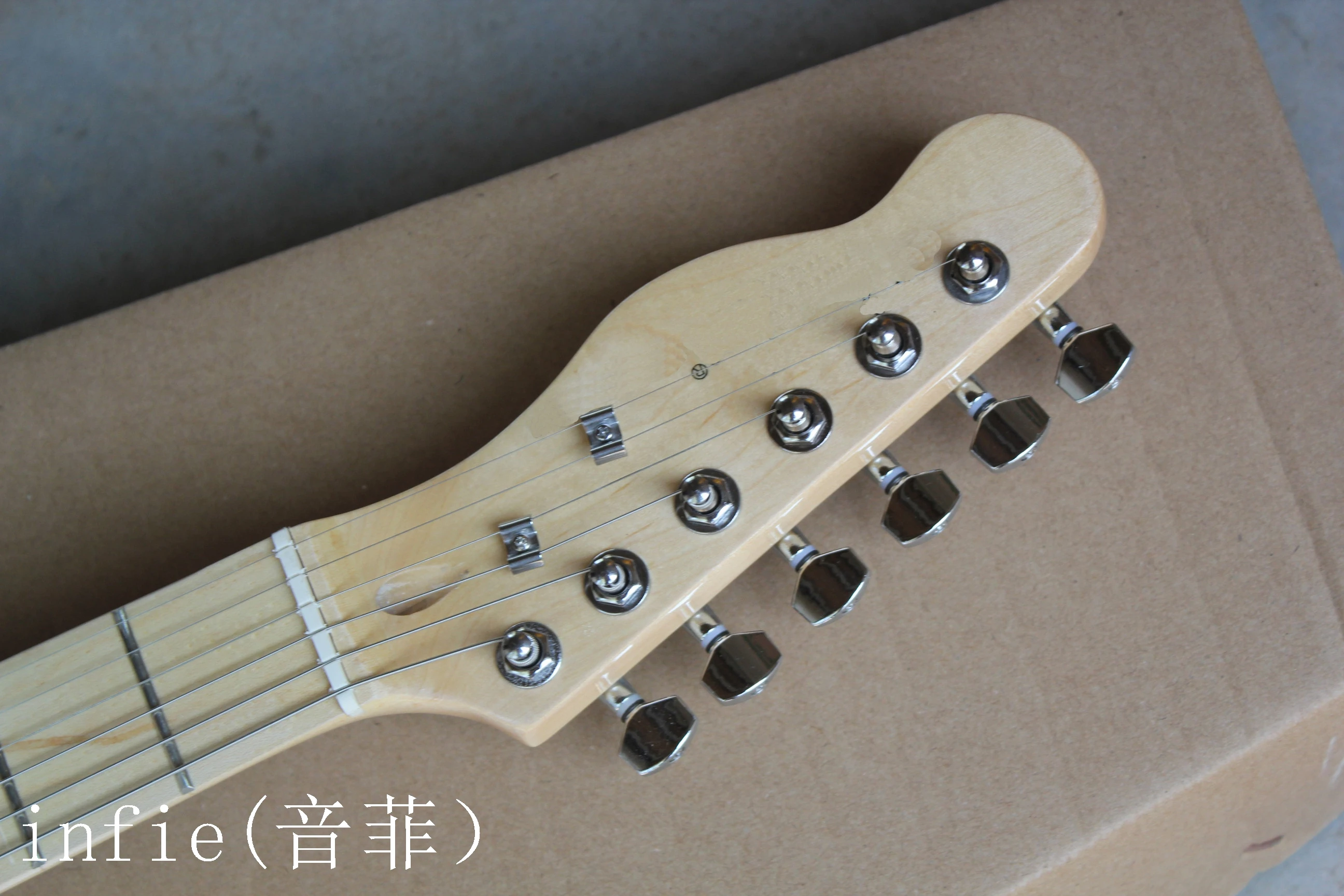 Высокое качество клен гриф левшей Sunburst электрогитара белая Guard гитарная доска