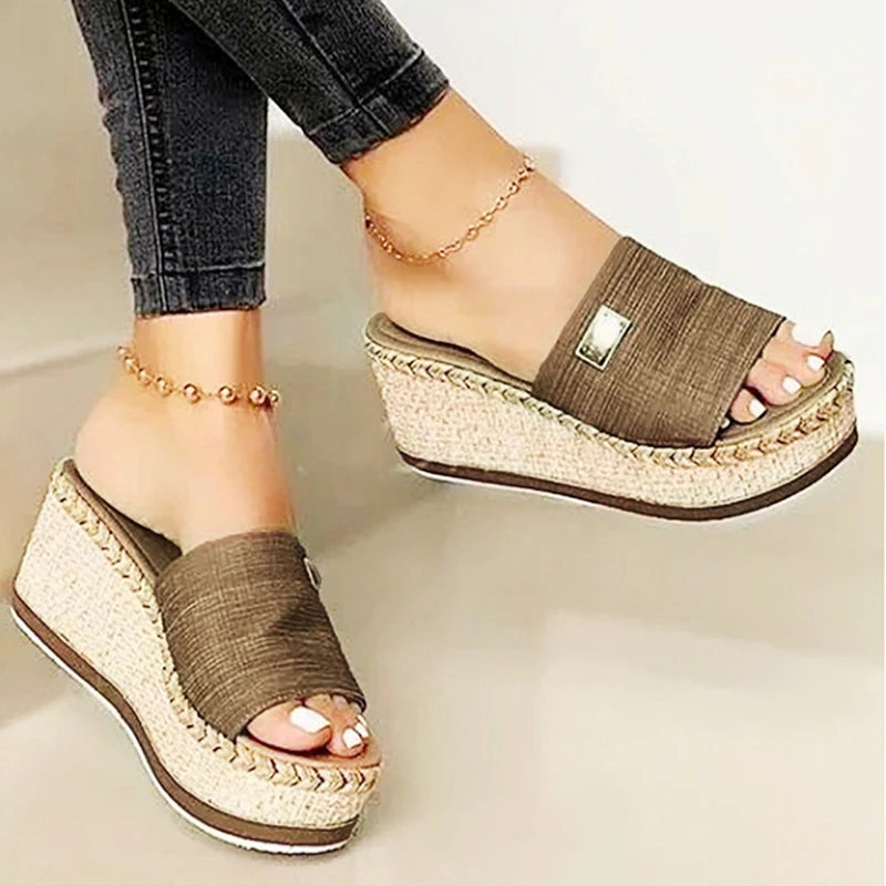 

Women's Wedge Sequins Slipper Summer High Heels Slippers Slanted Heel Sandals Fish Mouth Straw Thick Bottom Wedges Slippers