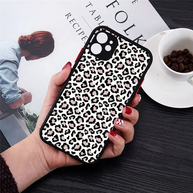 

Ottwn Leopard Print Pattern Phone Case Transparent Matte for iPhone 7 8 11 12 s mini pro X XS XR MAX Plus cover funda