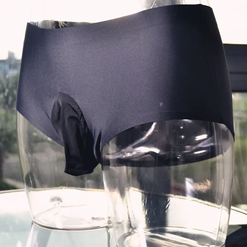 Мужские сексуальные трусы дышащие из вискозы с мешочком для пениса облегающие