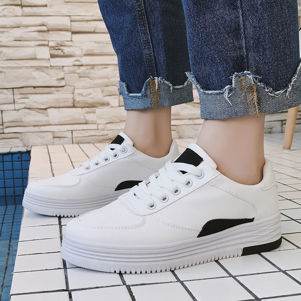 Женские кроссовки на платформе со стразами белые дышащие из искусственной кожи