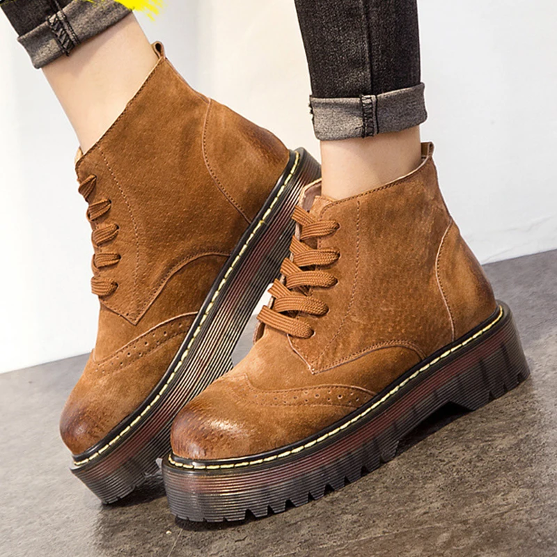 Мотоциклетные ботинки на плоской платформе женская обувь сезон осень-зима