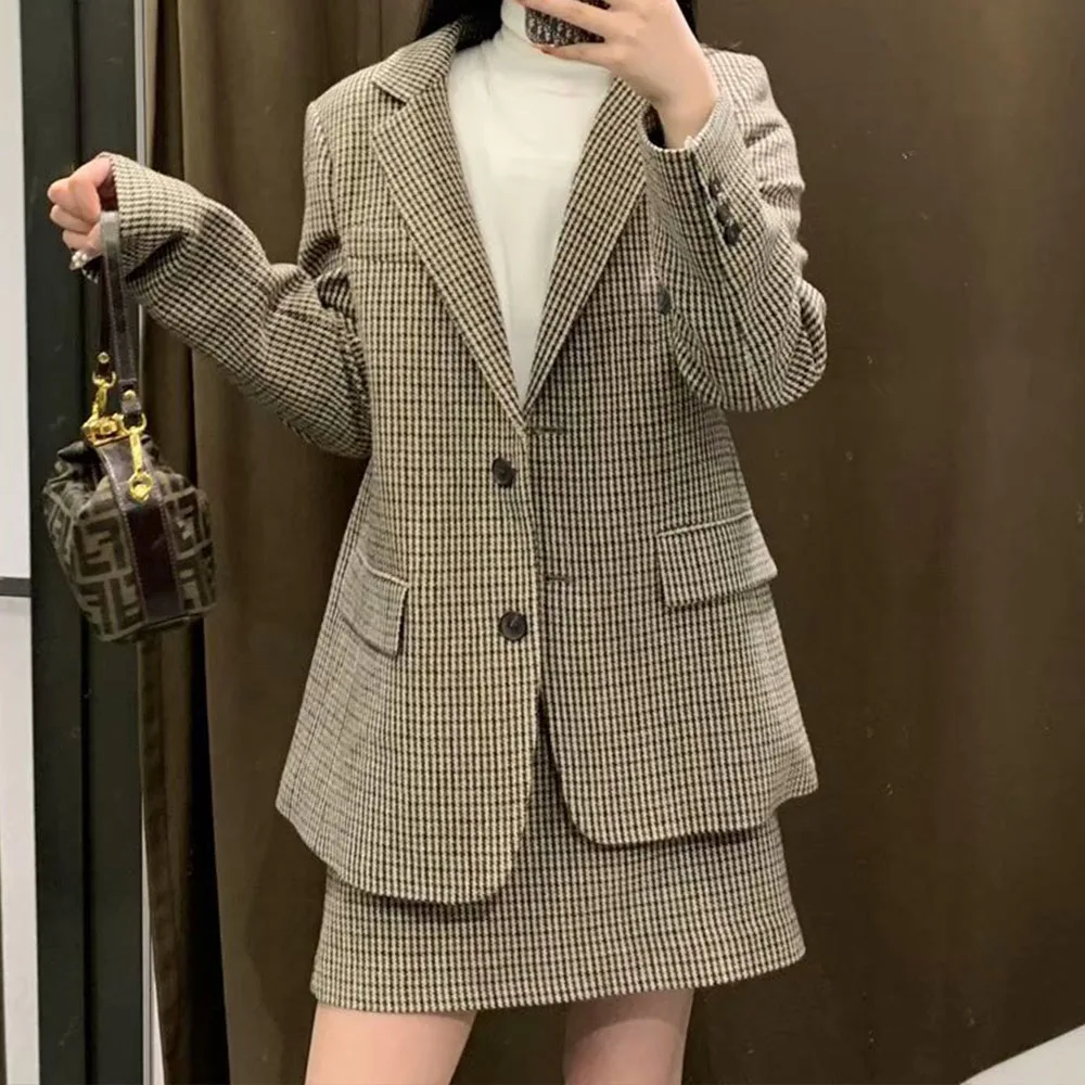

Spring latest design ladies Women Plaids Mini High Waisted tight Casual Women A line skirt