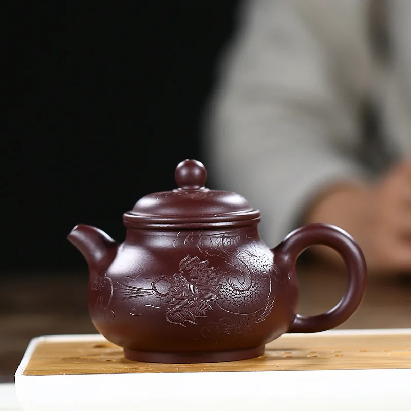 

Yixing famous teapot handmade raw material Dahongpao youlongpan teapot hand carved dragon pattern purple clay teapot gift tea