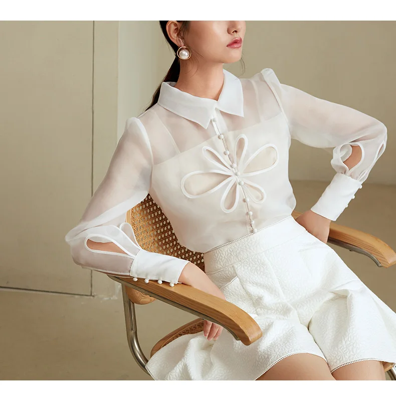 he new 2021 Spring and autumn collection features an organza shirt, slimming shorts, and age reducing suit