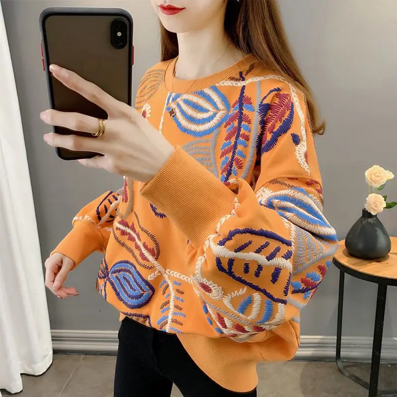 

Street style embroidery printed women's sweater autumn and winter round neck loose Korean casual fashion women's jacket 2021