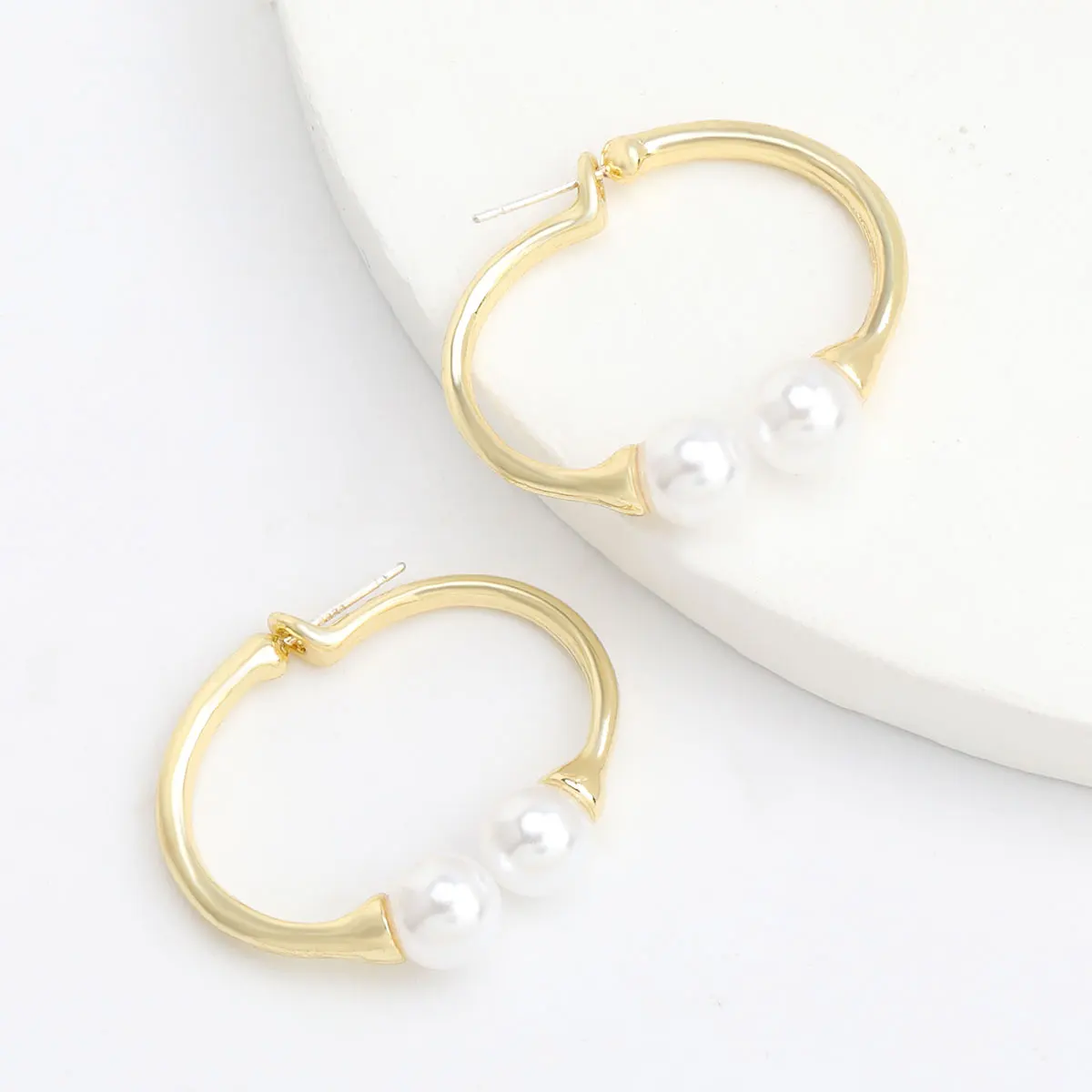 Паули Manfi 2020 Модные Простые Металлическая Имитация жемчуга открытых серьги