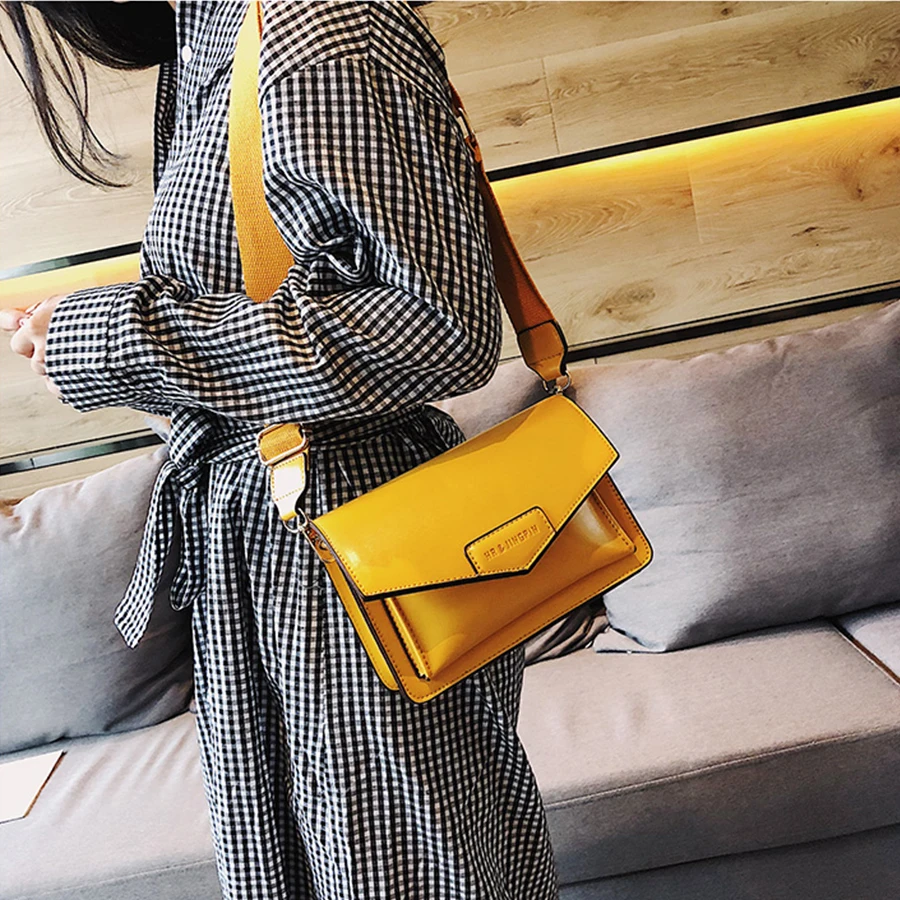 Повседневная сумка из лоскутов искусственной кожи Женская мини с застежкой